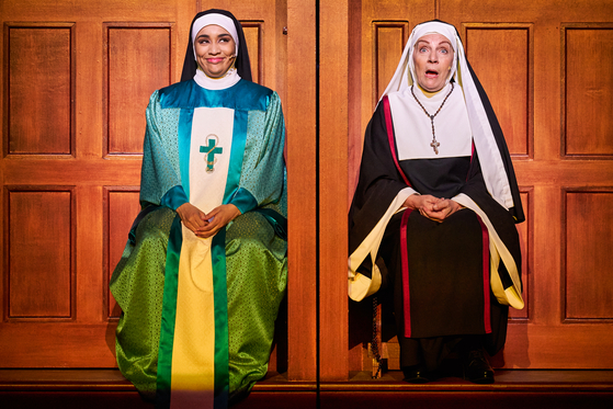 The musical “Sister Act," directed by Robert Johanson, is being staged at the D-Cube Arts Center in Sindorim-dong of Guro District, western Seoul. [EMK MUSICAL] 
