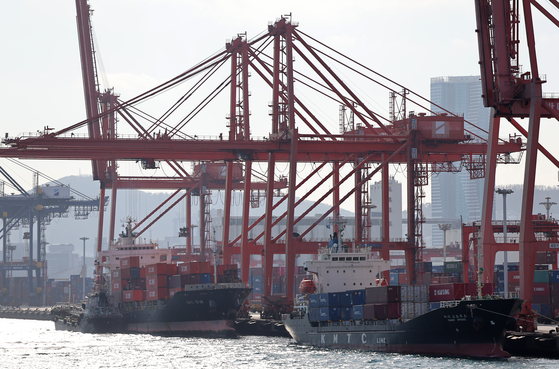 A port in Busan [YONHAP]