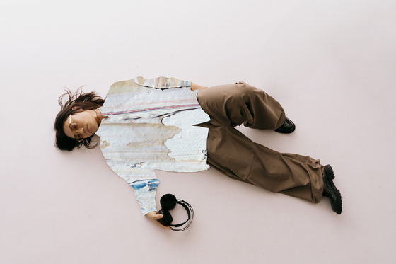 Veteran singer Kim Bum-soo is releasing his ninth full-length album ″Journey″ on Thursday, 10 years after the release of his ninth full-length album ″HIM.″ [YOUNG ENTERTAINMENT]
