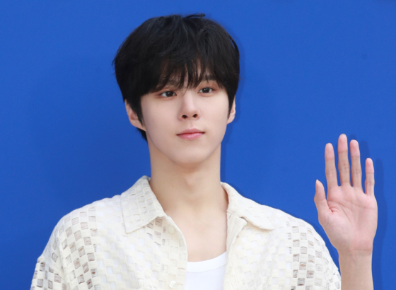 Singer and actor Kim Woo-seok [NEWS1]