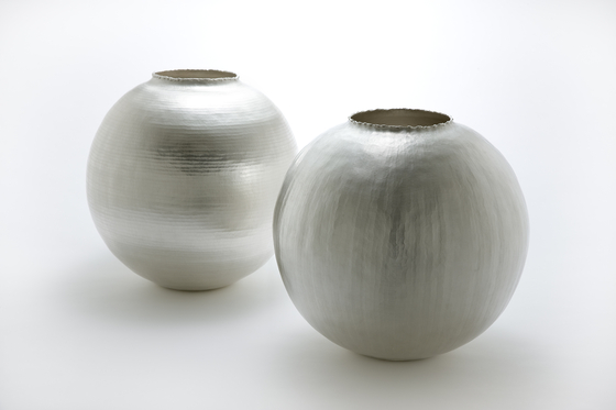″Moonvase″ (2022) [WILLIAM SANG-HYEOB LEE]