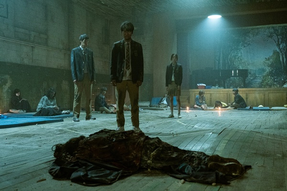 Scene from upcoming drama series ″Pleasant Outcast″ [LOTTE CULTUREWORKS]