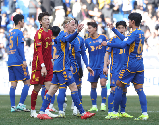 Ulsan HD players [YONHAP]