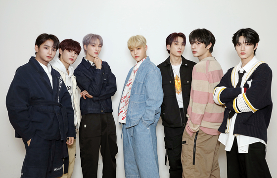 Members of boy band Xodiac pose for photos during an interview with the Korea JoongAng Daily on March 12 in western Seoul. [PARK SANG-MOON]