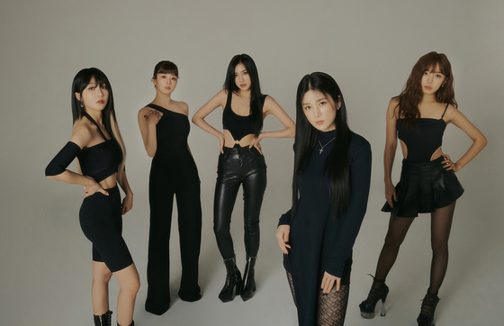 Girl group Apink [CHOI CREATIVE LAB]