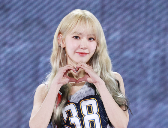Le Sserafim's Sakura [YONHAP]