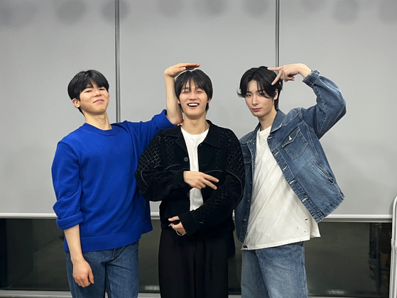 Members of boy band, the first K-pop group with hearing impairments, is set to debut on April 20 with ″Hope.″ [PARASTAR ENTERTAINMENT]