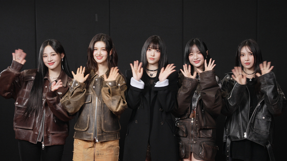 Girl group NewJeans [ADOR]