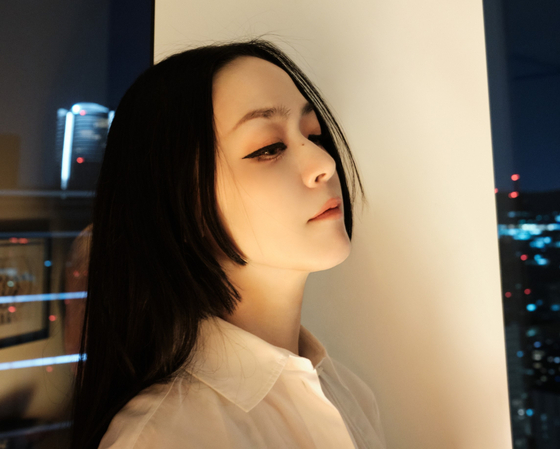 Singer-songwriter Kim Yuna will release her sixth solo full-length album, ″Tales of Sensuality,″ at 6 p.m. on Thursday. [INTERPARK ENTERTAINMENT]