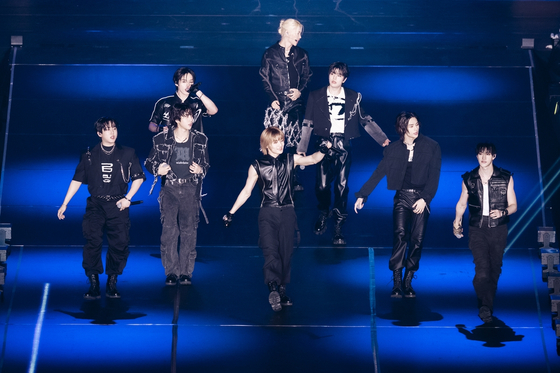 Stray Kids held its first Japanese offline meet and greet event, ″SKZ Toy World,″ meeting 160,000 Japanese fans. [JYP ENTERTAINMENT]