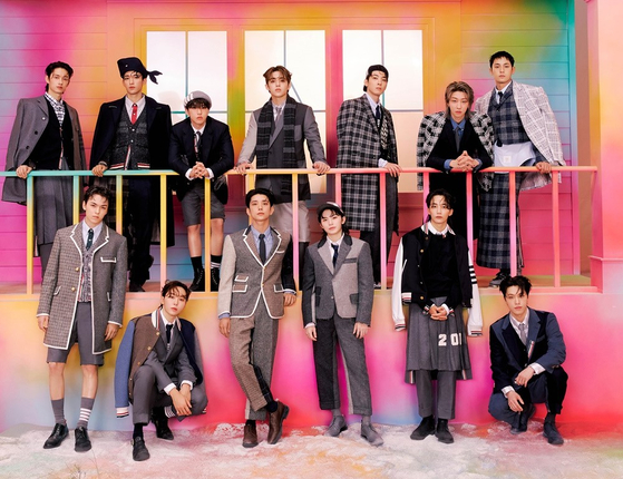 Boy band Seventeen [PLEDIS ENTERTAINMENT]