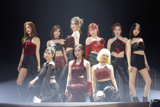 Girl group Kep1er will drop its first Korean full-length album, ″Kep1going On,″ on June 3. [WAKEONE/SWING ENTERTAINMENT]