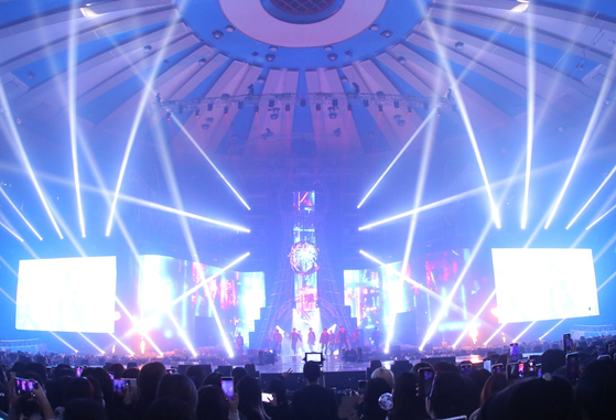  Boy band Ateez during the band's "Towards the Light: Will to Power" concert held in southern Seoul on Saturday and Sunday [KQ ENTERTAINMENT]