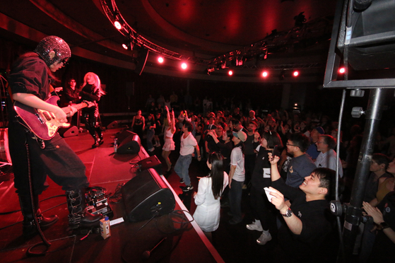 Folk band OBSG4BS performs at the Tempodrom Kleine Arena in Berlin on Thursday as part of the “Spotlight Korea 2024” event. [MINISTRY OF CULTURE, SPORTS AND TOURISM]