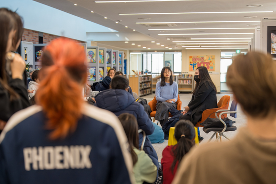Korea International School students participating in the STEM speaker series. [KOREA INTERNATIONAL SCHOOL PANGYO CAMPUS]