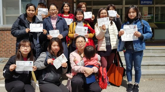 The nonprofit Hanmaeum is the recipient of the 15th Yumin Award in the society sector. The Yumin Awards were launched in 2010 to honor "Yumin" Hong Jin-ki, the late co-founder of the JoongAng Ilbo, an affiliate of the Korea JoongAng Daily. [JOONGANG PHOTO]