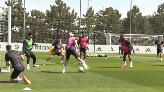 Real Madrid train ahead of the 2023-24 Champions League final on Saturday. [ONE FOOTBALL]