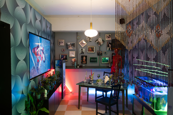 The first section of aespa's "Armageddon: The Mystery Circle" pop-up store features recreated scenes from "Supernova" and "Armageddon."[CHO YONG-JUN]
