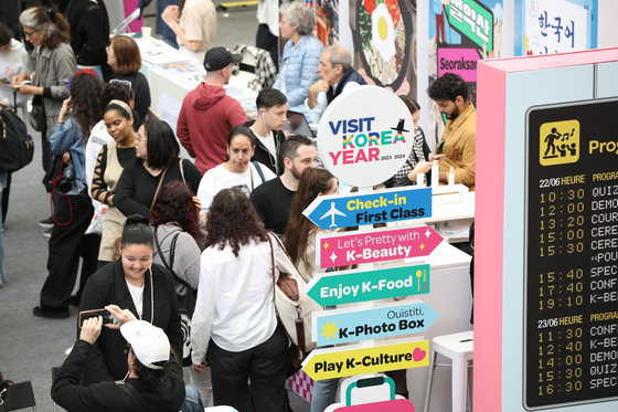 The K-Tourism Roadshow event held on June 22 and 23 at the Westfield Forum des Halles shopping mall in Paris [MINISTRY OF CULTURE, SPORTS AND TOURISM]
