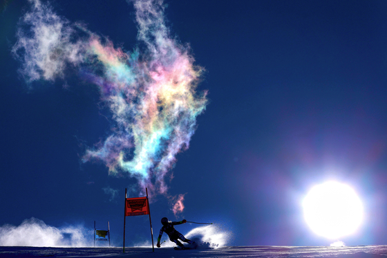Mikaela Shiffrin of the Unite States competes in the second run of the Women's Giant Slalom during the Audi FIS Alpine Ski World Cup in Soelden, Austria on Oct. 28, 2023. This image won photographer Alexander Hassenstein the Winter Sports award at the 2024 World Sports Photography Awards.  [ALEXANDER HASSENSTEIN]