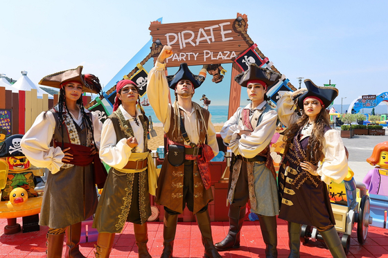 Legoland Korea in Chuncheon, Gyeonggi, has been transformed into a pirate treasure island for the summer. [LEGOLANG KOREA]