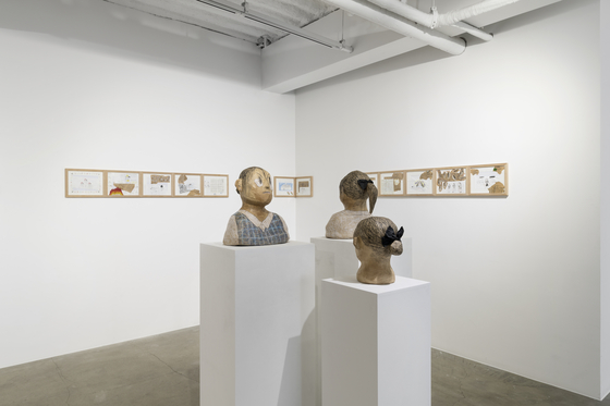 Installation view of ″Traces and Threads″ at Konig Seoul [KONIG SEOUL]