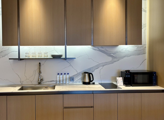 A kitchen inside a room at Cassia Sokcho [LEE JIAN]
