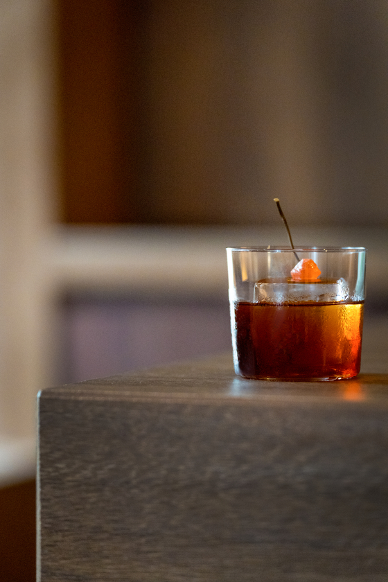Nutty & bitter is Jeju Gosori-sool (alcohol) infused with Italian rosso vermouth and strawberry. [ZEST]