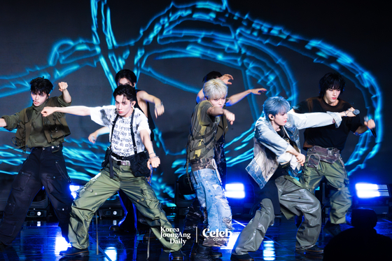 Boy band All(H)ours performs ″SHOCK″ during a press showcase Tuesday at the Ilchi Art Hall in Gangnam District, southern Seoul. [DANIELA GONZALEZ PEREZ]