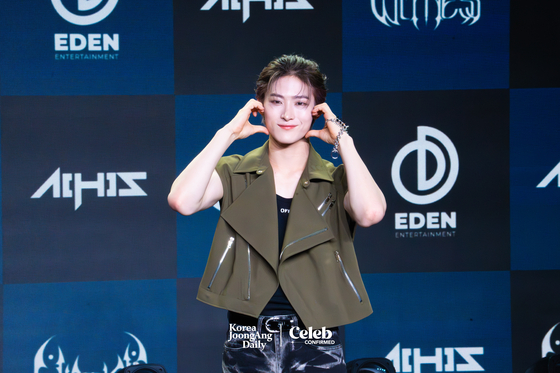 All(H)ours’ Youmin poses for the camera during a press showcase Tuesday at the Ilchi Art Hall in Gangnam District, southern Seoul. [DANIELA GONZALEZ PEREZ]