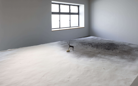 “Dawn and Civilization” (2022) by Choi Jae-eun [KOREA CRAFT & DESIGN FOUNDATION]