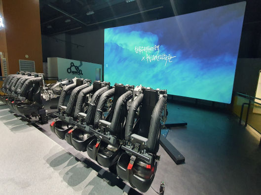 The Science Exploration Hall at Gwacheon National Science Museum has an experimental zone where visitors can experience what an earthquake feels like. [GWACHEON NATIONAL SCIENCE MUSEUM]