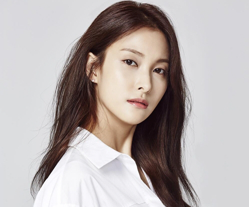 Singer Park Gyu-ri of girl group Kara [CREATIVE KKOT]