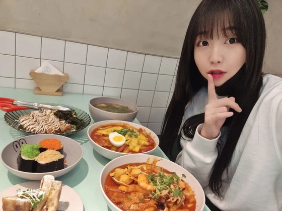 YouTuber Tzuyang [SCREEN CAPTURE]