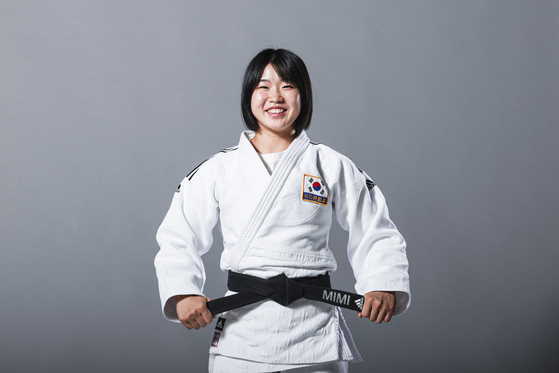 Huh Mi-mi poses for a photo during an interview with the JoongAng Ilbo at the JoongAng Building in western Seoul on Aug. 8, 2022. [JOONGANG ILBO] 