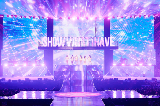 Girl group IVE performing at the ″Show What I Have″ world tour encore concert at the KSPO Dome in southern Seoul on Aug. 10 and 11 [STARSHIP ENTERTAINMENT]