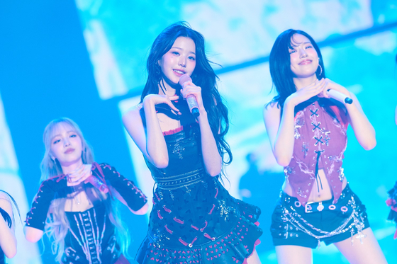 Girl group IVE performing at the ″Show What I Have″ world tour encore concert at the KSPO Dome in southern Seoul on Aug. 10 and 11 [STARSHIP ENTERTAINMENT]