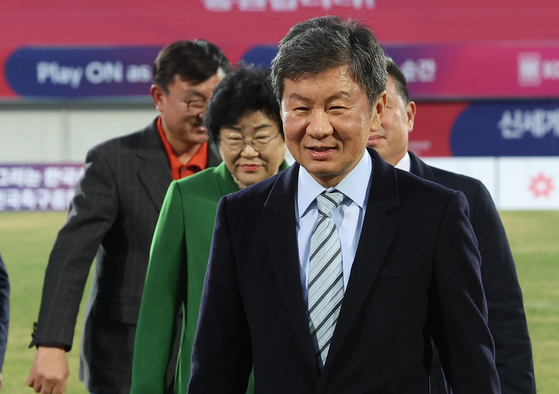 KFA Chairman Chung Mong-gyu at a women's football match between Korea and the Philippines at Icheon City Stadium in Icheon, Gyeonggi on April 5. [YONHAP] 