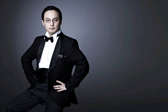 Late singer Shin Hae-chul [ACEMAKER MOVIEWORKS]
