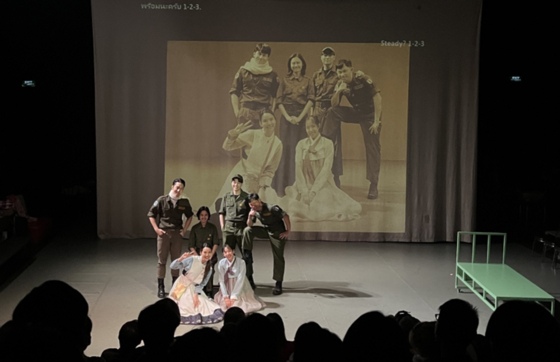 A scene from the play commemorating Thai soldiers during the Korean War (1950-53), "The Little Tiger for Korea," which was staged in Thailand in January. [MINISTRY OF CULTURE, SPORTS AND TOURISM]