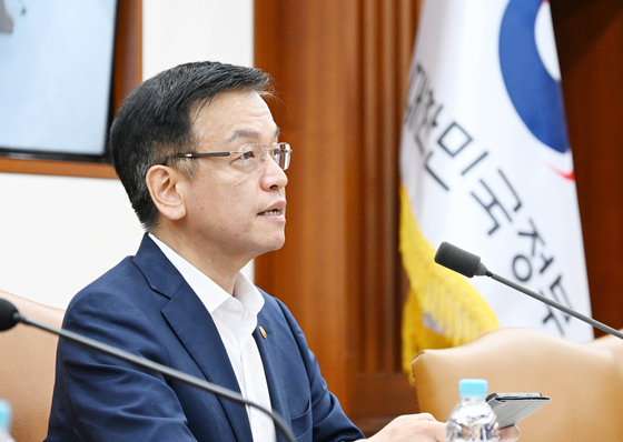 Finance Minister Choi Sang-mok speaks during an economic ministerial meeting held at the government complex in central Seoul on Wednesday. [MINISTRY OF ECONOMY AND FINANCE]