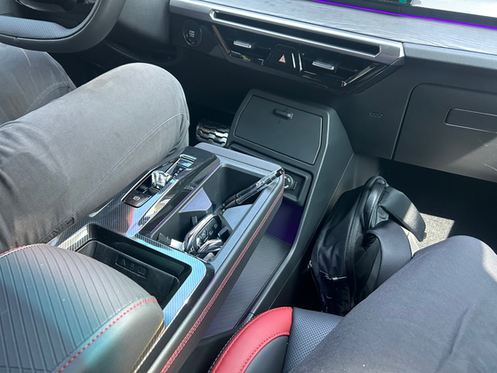  Actyon has a much simpler interior with a gear shift dial instead of traditional gear knob. [SARAH CHEA]