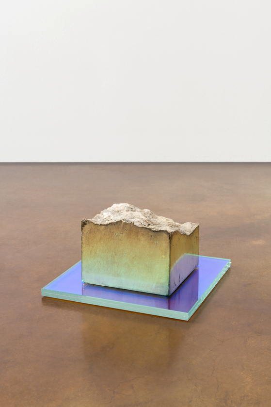″Cosmos (Catalunya 1)″ (2016-24) by Michael Joo [KUKJE GALLERY]