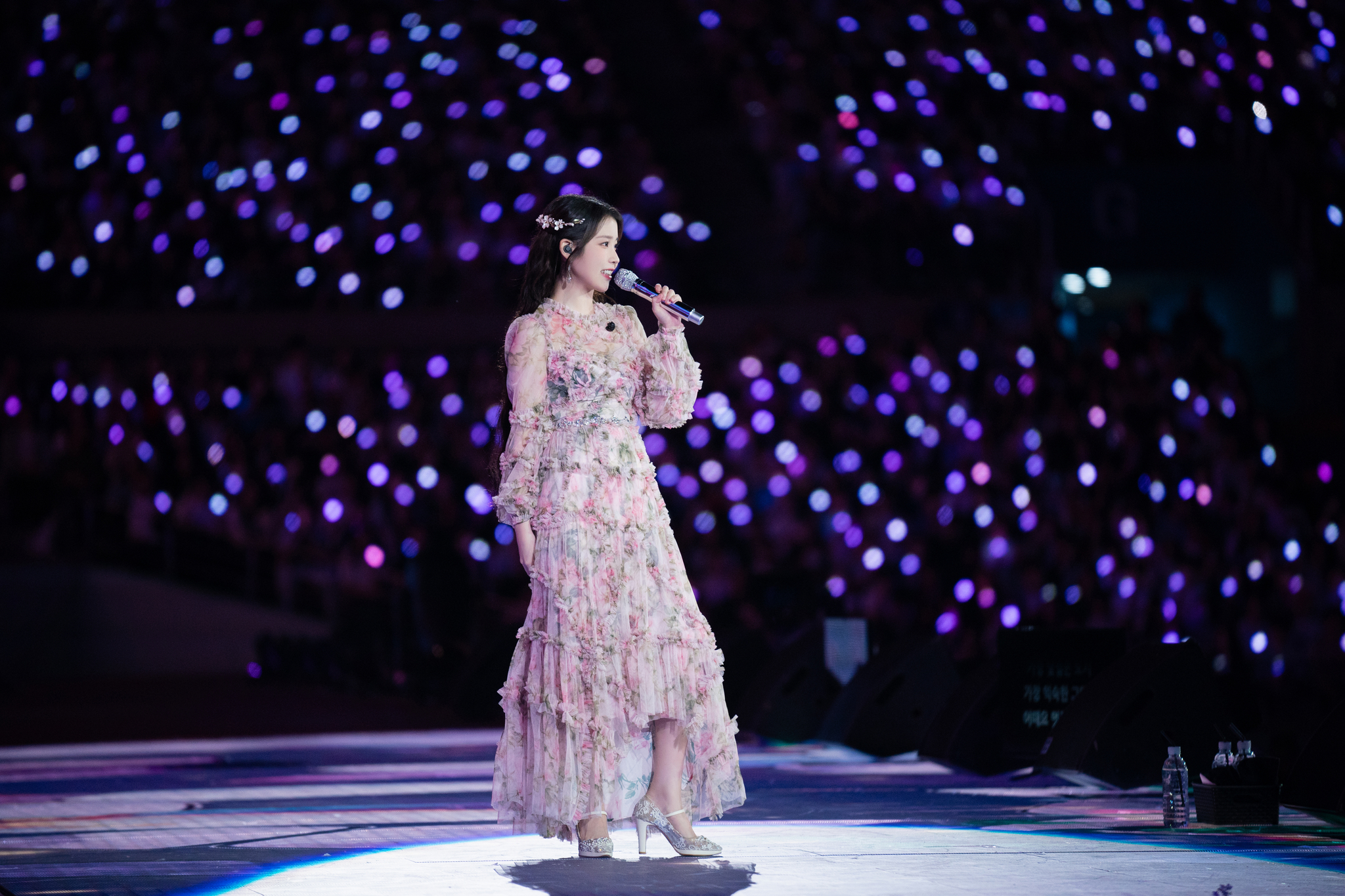 IU's ″The Winning″ encore concert for ″Hereh″ world tour held at the Seoul World Cup Stadium in Sangam, western Seoul, on Sept. 12 and 22 [EDAM ENTERTAINMENT]