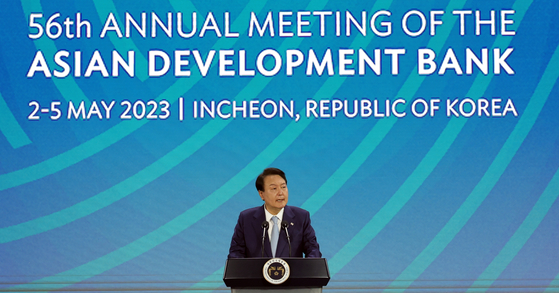 President Yoon Suk Yeol speaks at an annual meeting of Asian Development Bank last year. [JOINT PRESS CORPS]