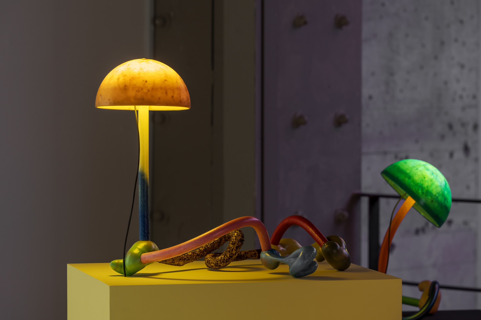 ″Lampshare″ by Mika Rottenberg [HYUNDAI CARD]