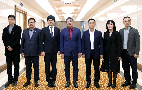 Vietnamese delegation arrive in Pyongyang on Wednesday. [KOREAN CENTRAL NEWS AGENCY]