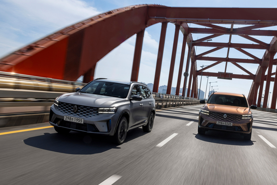 Renault Korea’s new Grand Koleos has sold 25,000 units since its release, marking a strong entry in the hybrid mid-size SUV market. [RENAULT KOREA]