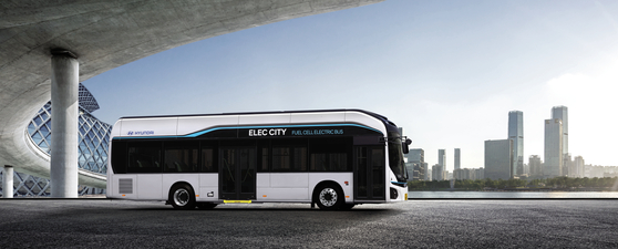 An ELEC CITY hydrogen bus [HYUNDAI MOTOR CO.]  