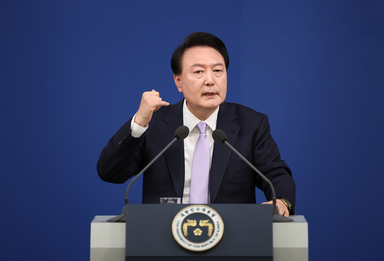 President Yoon Suk Yeol speaks about his phone call with U.S. President-elect Donald Trump during a press conference at the Yongsan presidential office in central Seoul on Thursday. [JOINT PRESS CORPS]